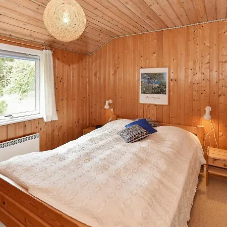 Holiday home 8 Person Holiday Home In N Rre Nebel Lonne Hede